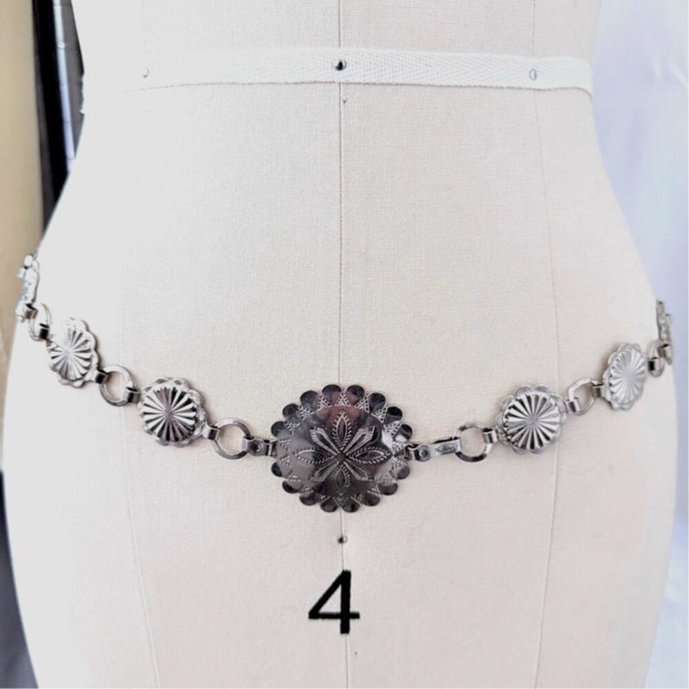 Vintage Southwestern Concho Belt Stamped Floral Silver Tone Metal Chain S 30"